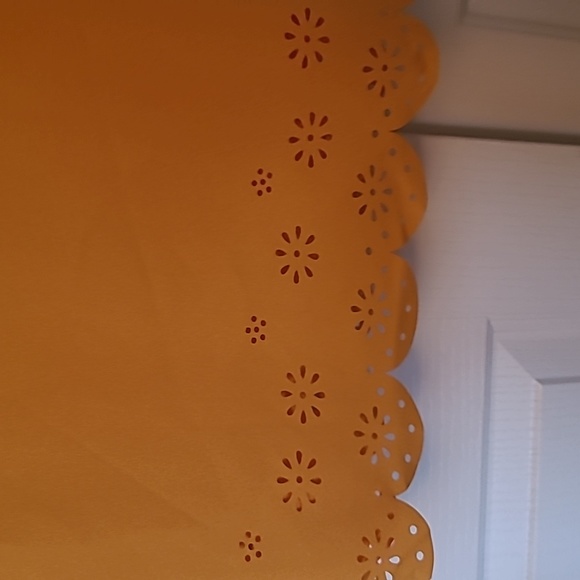 Red Laser cut Blouses 2X Shein Curve - Picture 4 of 9